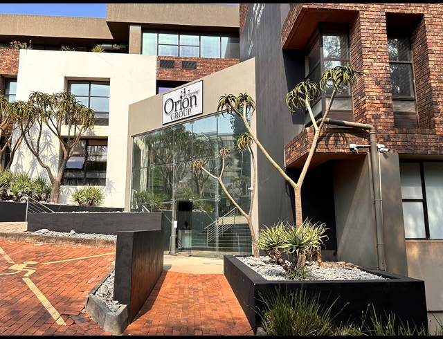 686M² OFFICE TO LET IN PARKTOWN